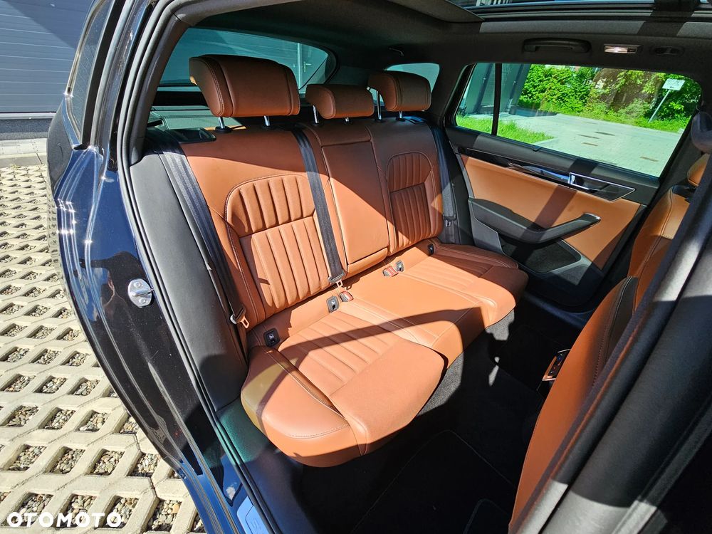Skoda Superb 2.0 TDI 4x4 DSG L&K - 26