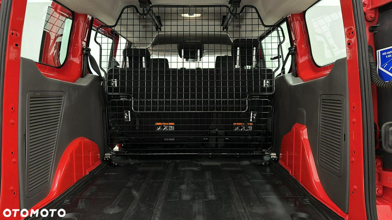 Ford Transit Connect - 12