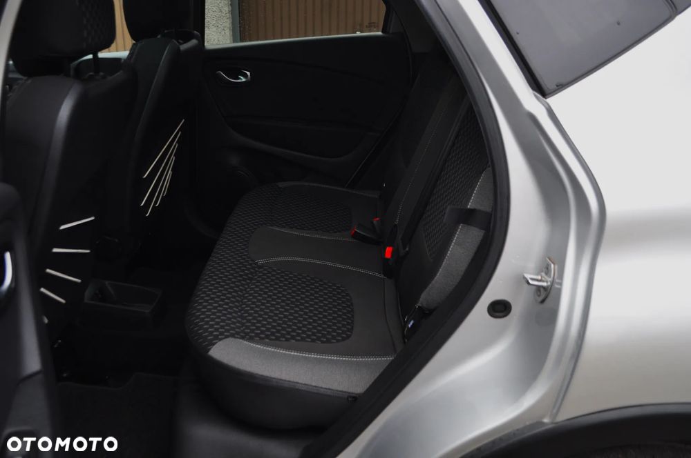 Renault Captur - 31