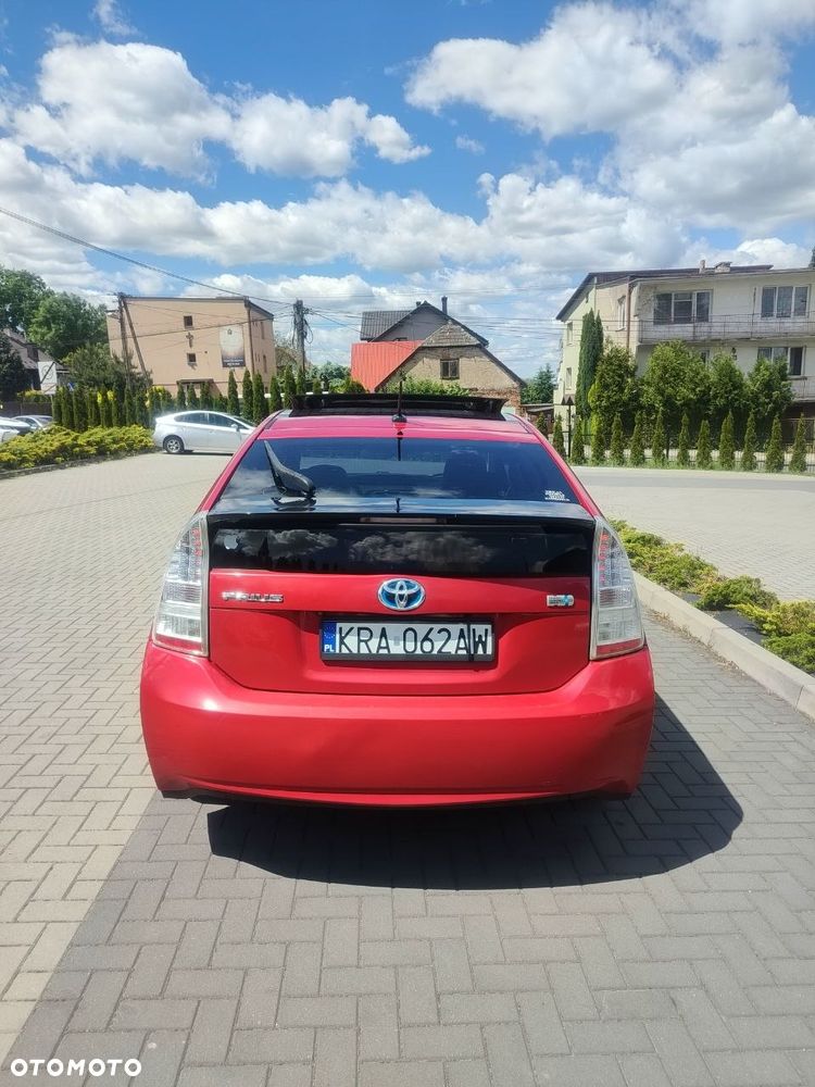 Toyota Prius 1.8 HSD Prestige - 5
