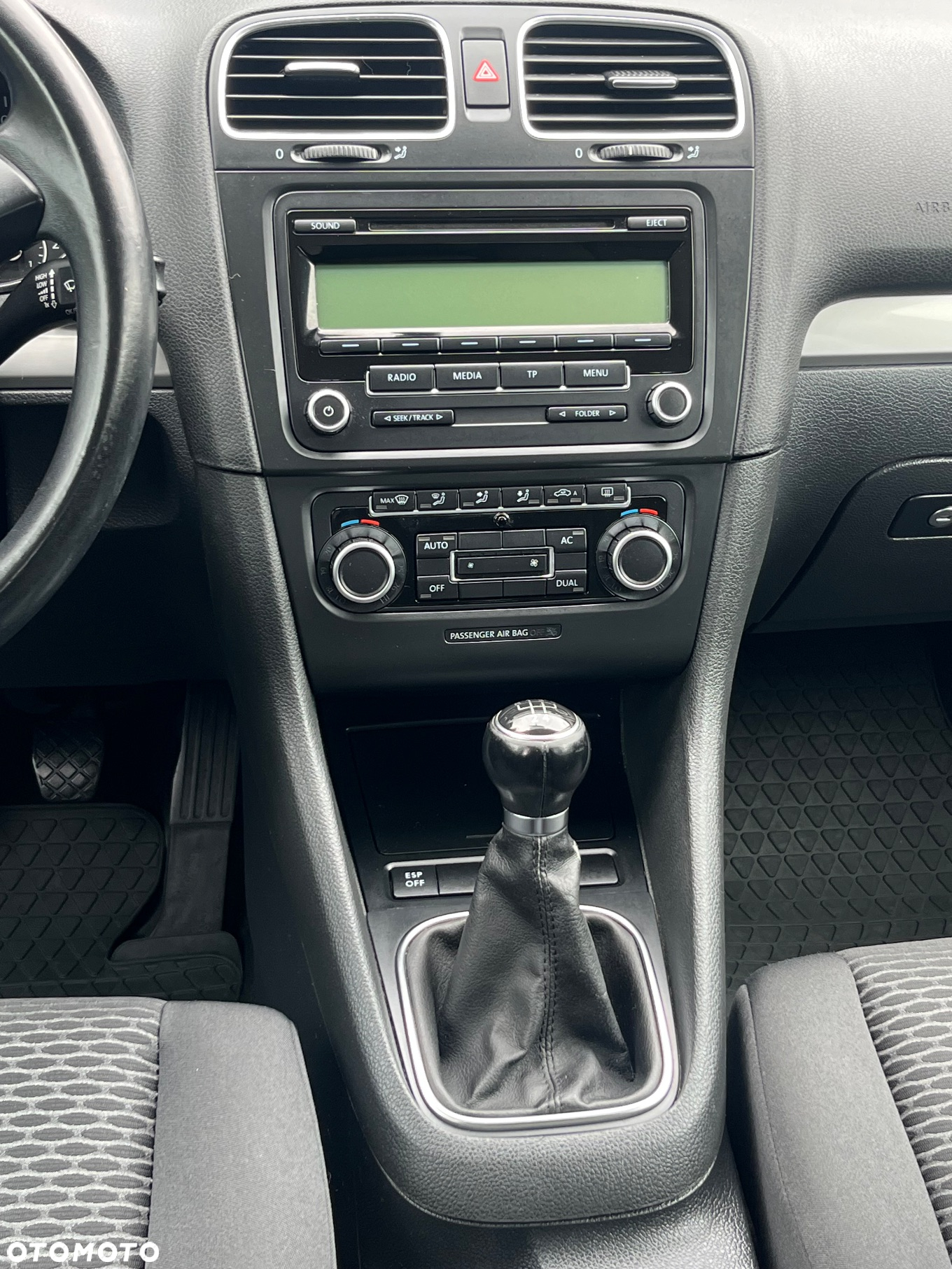 Volkswagen Golf VI 1.6 Highline - 19
