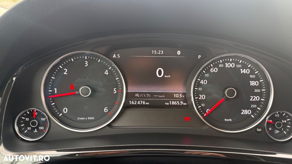 Volkswagen Touareg 3.0 V6 TDI SCR Blue Motion DPF Automatik Executive Edition - 30