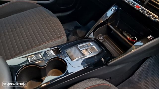 Peugeot e-208 Allure Pack - 10