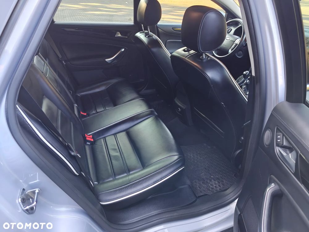 Ford Mondeo 2.0 TDCi Titanium X - 19
