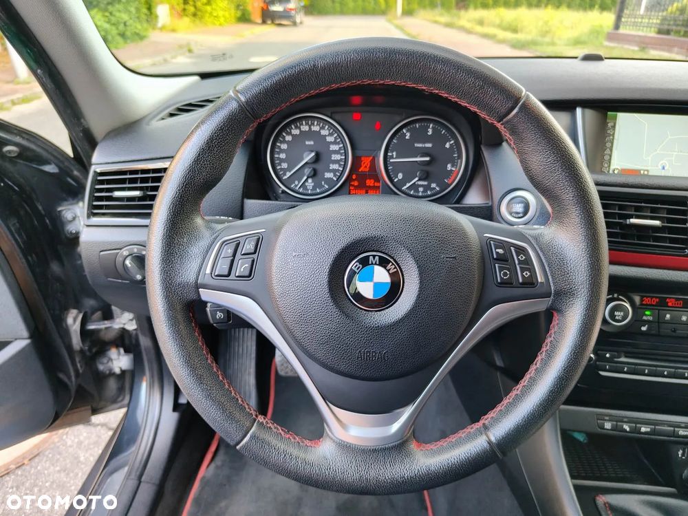 BMW X1 sDrive16d Sport Line - 33