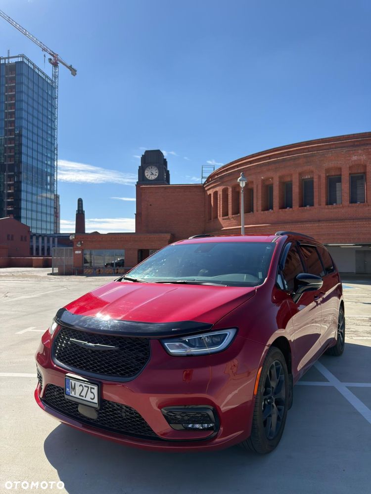 Chrysler Pacifica - 9