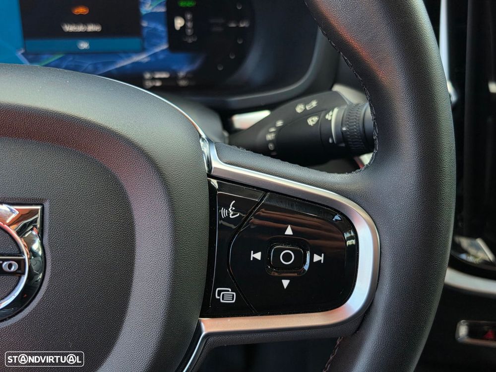 Volvo S60 2.0 T8 PHEV Plus Bright AWD - 25