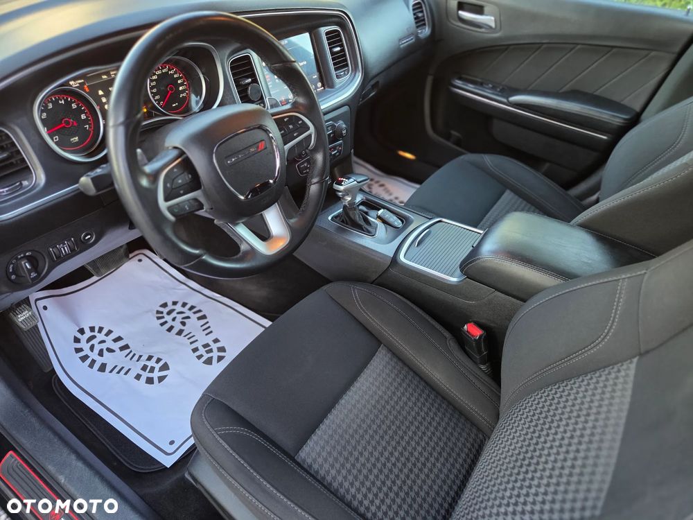 Dodge Charger - 8