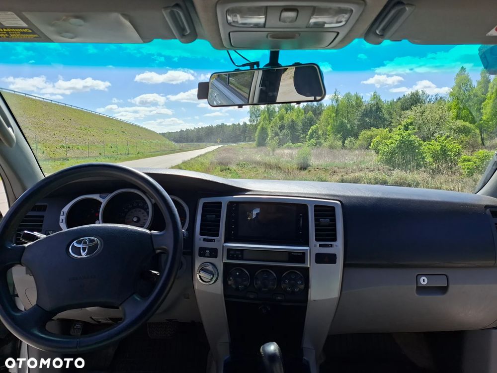 Toyota 4-Runner - 15