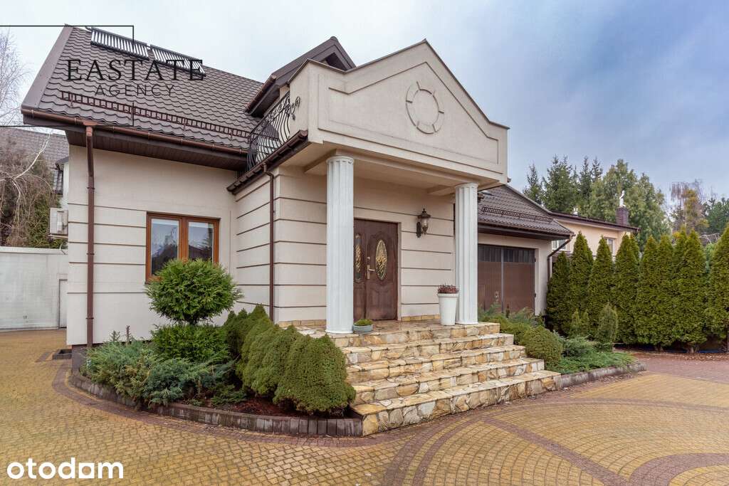 Kuća, 403 m²
