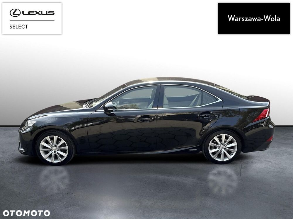 Lexus IS - 4