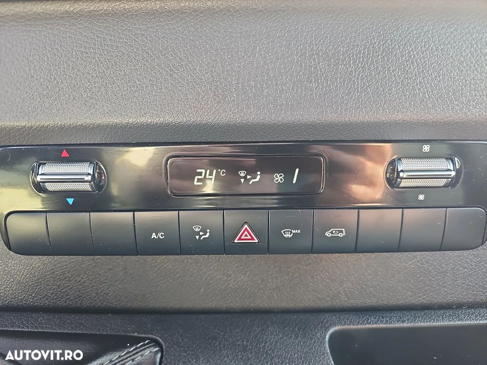 Mercedes-Benz Sprinter - 14