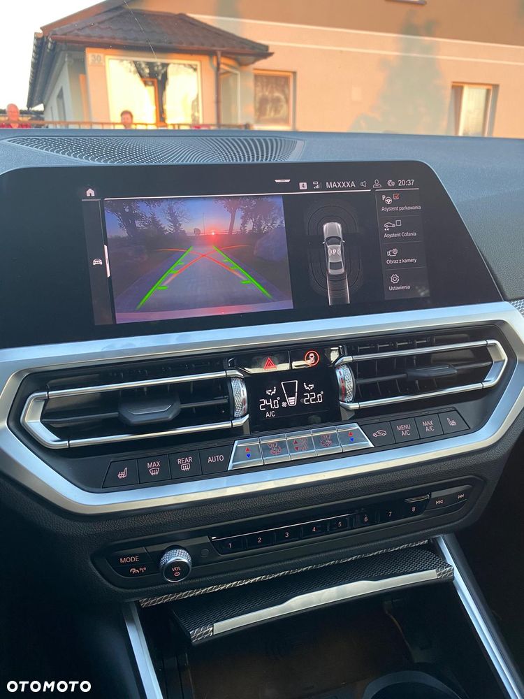 BMW Seria 3 320d M Sport - 5