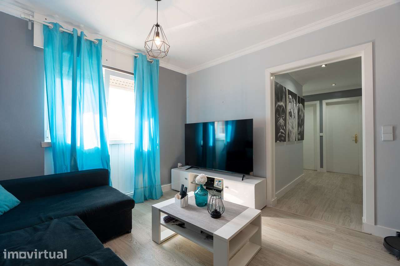 ÓTIMO APARTAMENTO T3 - Santo António dos Cavaleiros - Grande imagem: 4/38