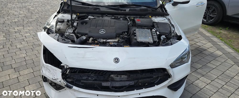 Mercedes-Benz CLA 220 d 4-Matic AMG Line 8G-DCT - 9