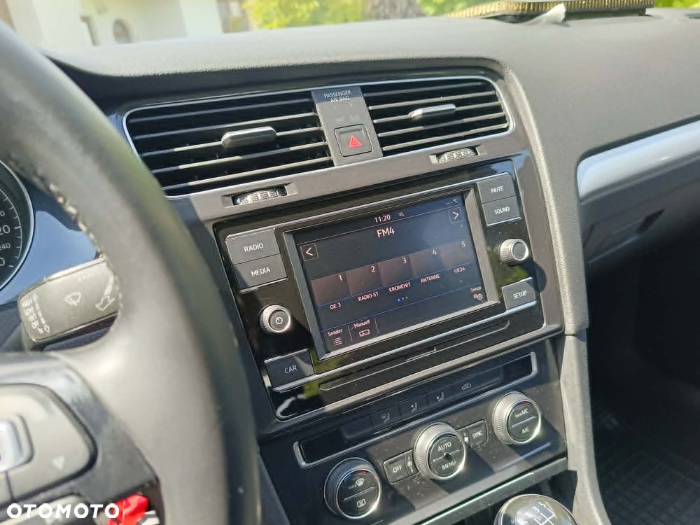 Volkswagen Golf 1.0 TSI OPF - 19