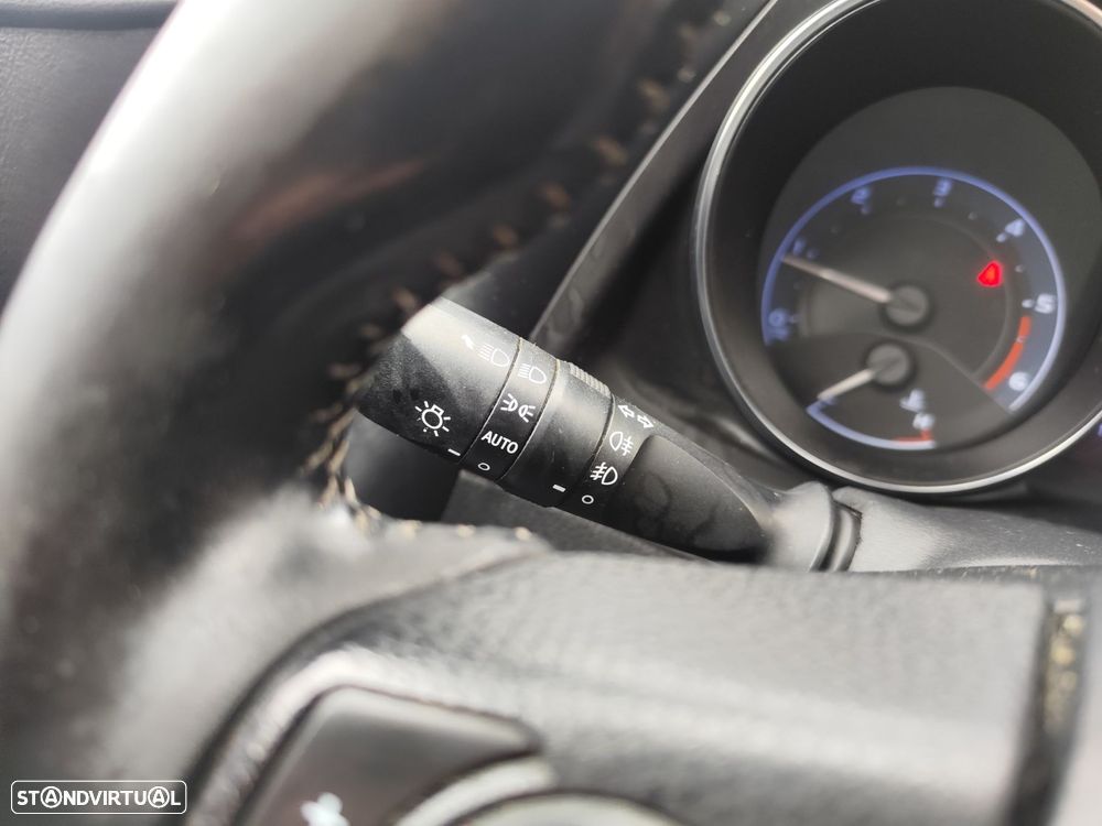 Toyota Auris Touring Sports 1.4 D-4D C.+P.Sport+Navi - 15