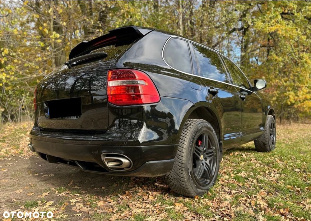 Porsche Cayenne - 6