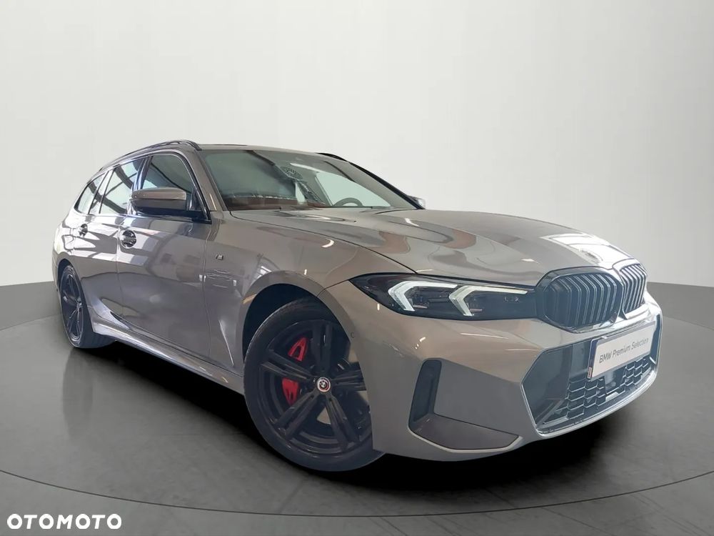 BMW Seria 3 330d Touring M Sport - 3