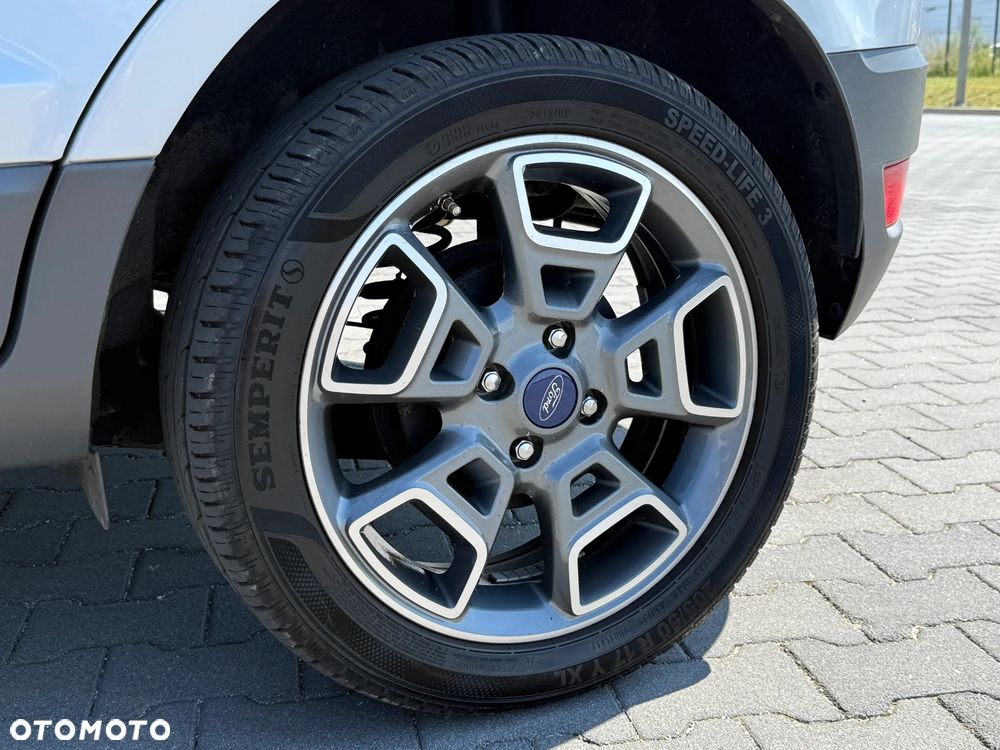 Ford EcoSport - 10