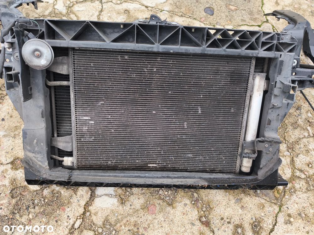 Pas chłodnice wentylator SMART FORFOUR I 04-06 1350A066 - 2