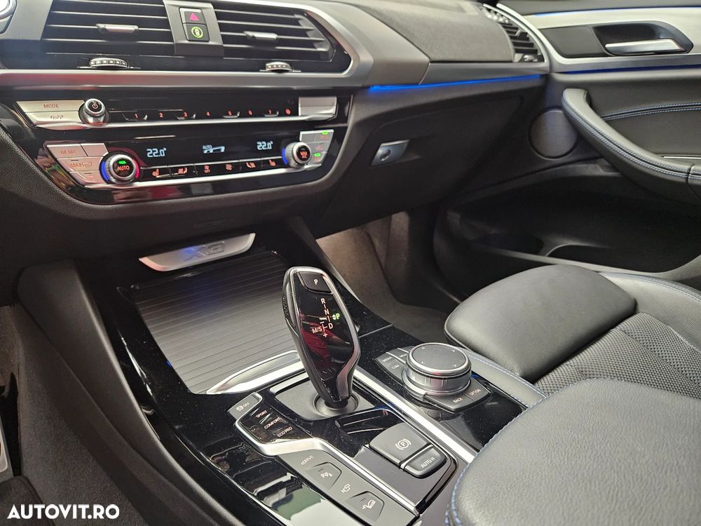 BMW X3 xDrive30e AT PHEV - 28