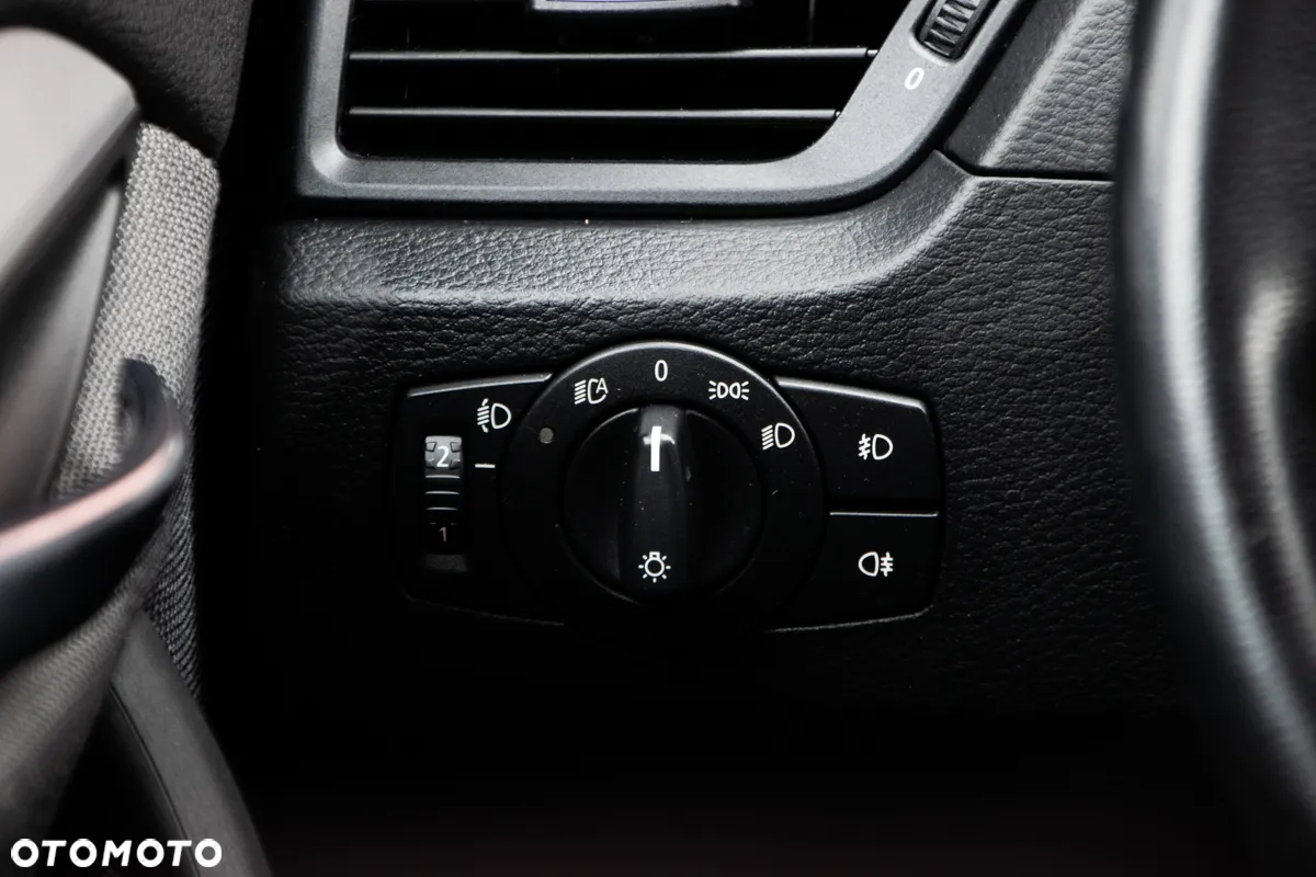 BMW X1 - 17