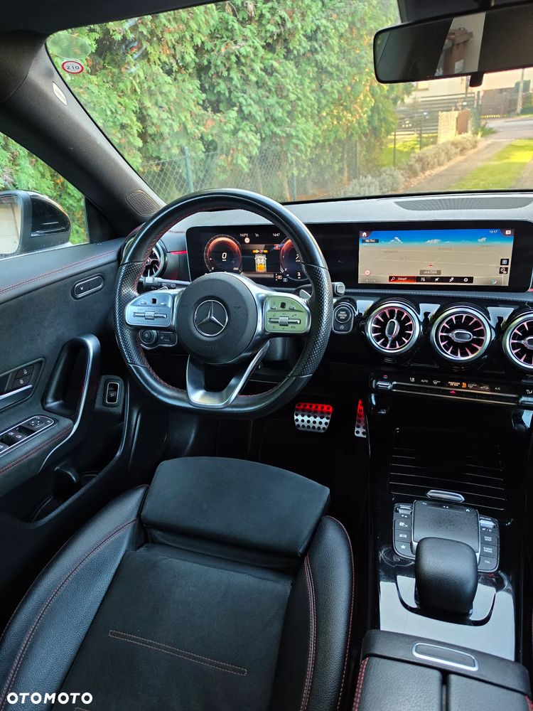 Mercedes-Benz CLA - 11