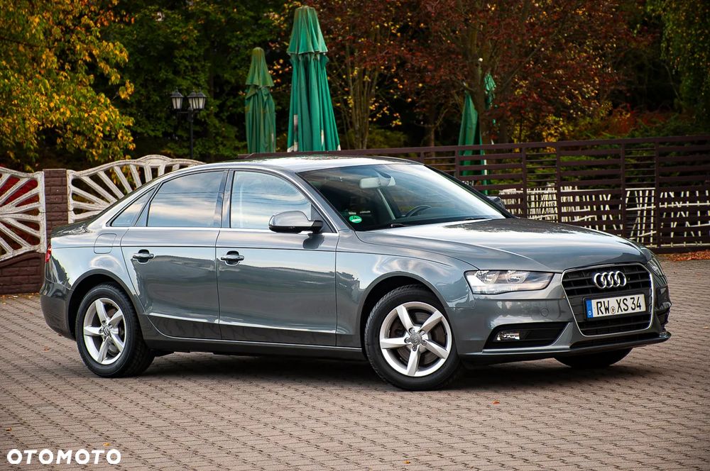 Audi A4 Limousine 2012 photo 5