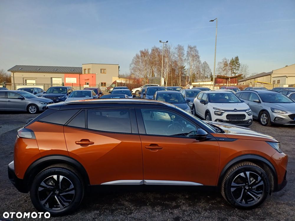 Peugeot 2008 PureTech 130 EAT8 GT Pack - 8