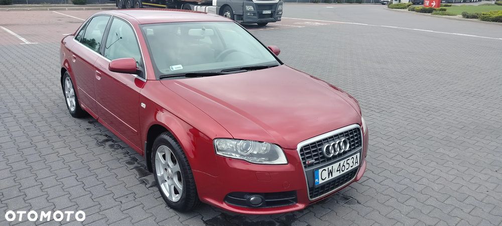 Audi A4 Limousine - 5