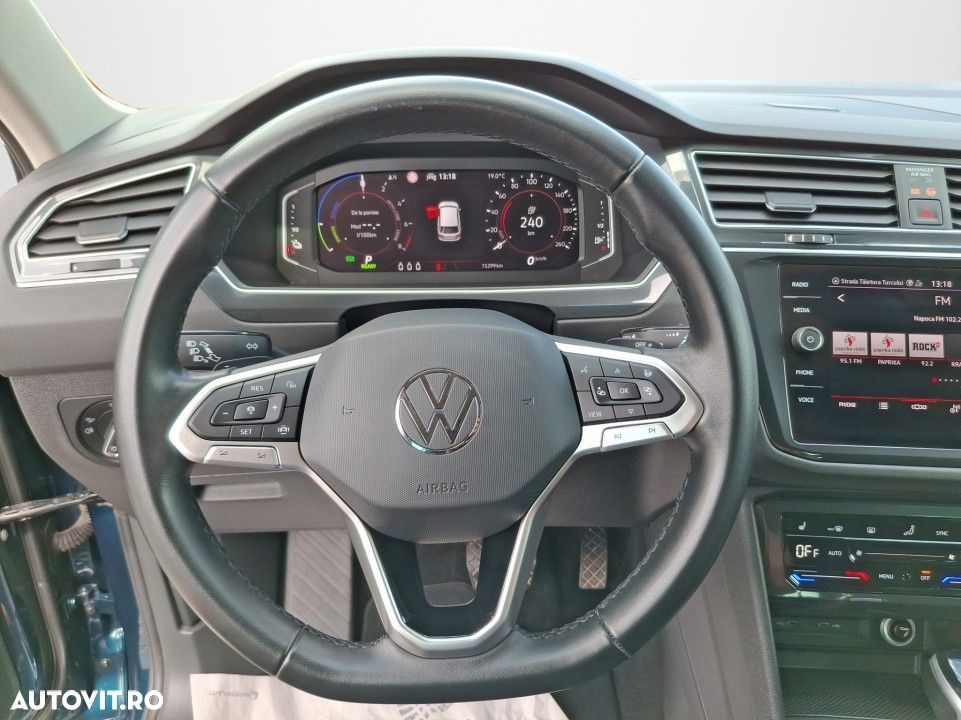 Volkswagen Tiguan - 9