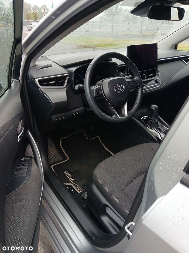 Toyota Corolla 1.8 Hybrid Comfort - 18