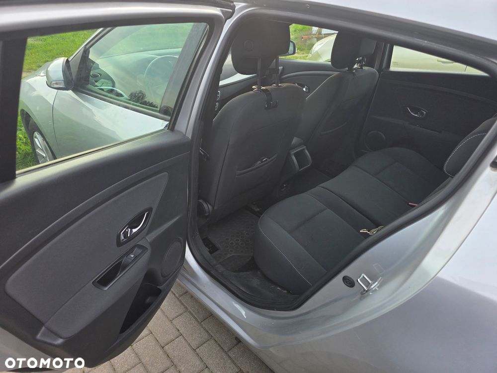Renault Megane 1.6 16V Limited - 9