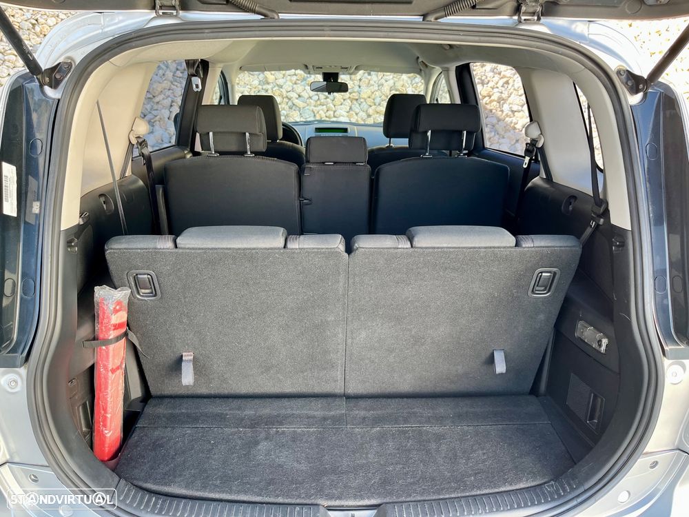Mazda 5 - 21