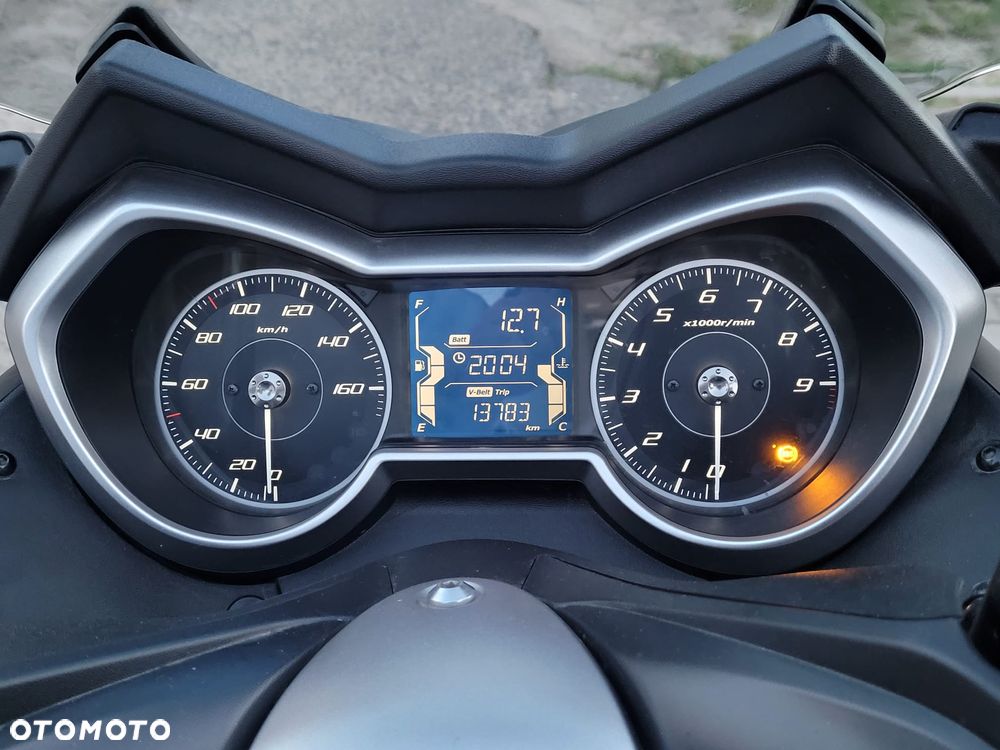 Yamaha X-max - 9