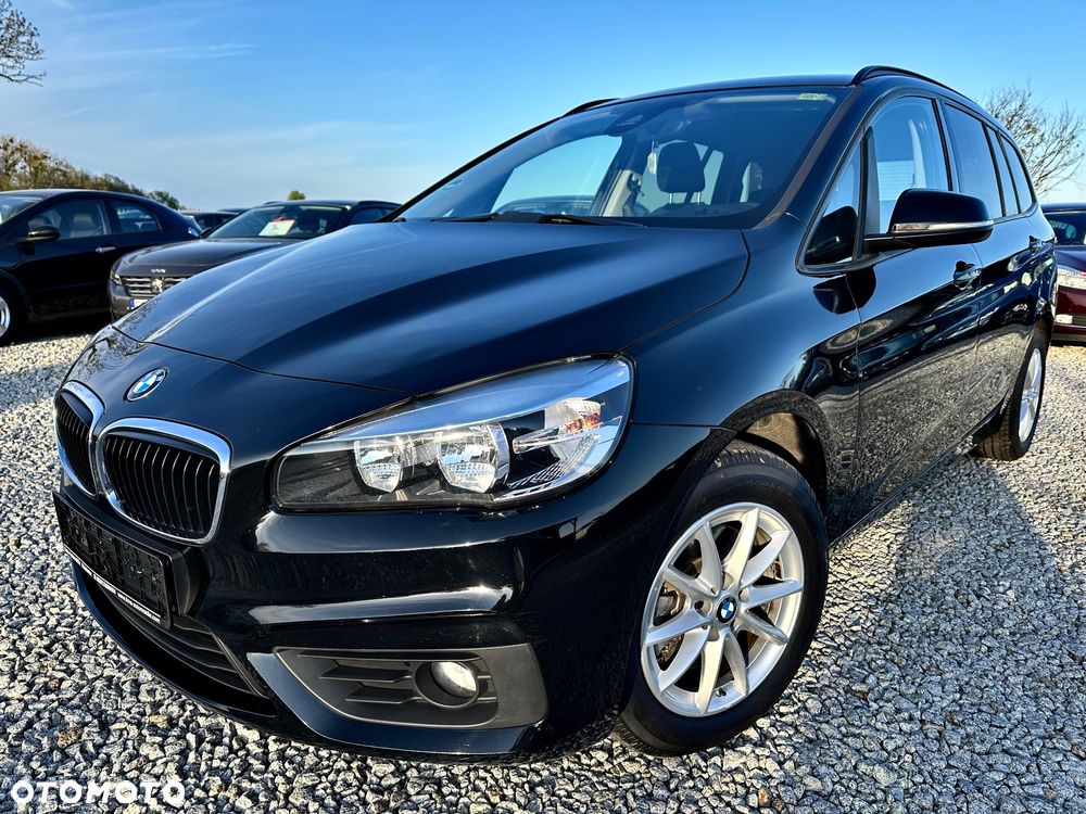 BMW Seria 2 218d - 30
