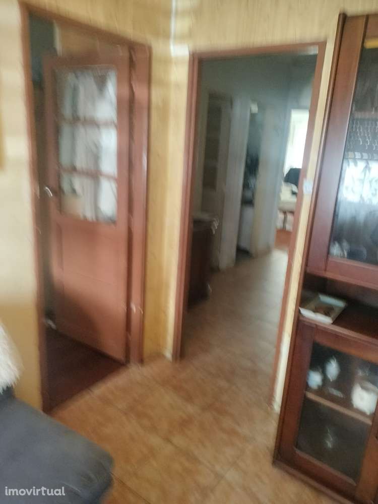 Apartamento T1+1 com Pátio | Arrendado | Oliveira do Douro - Grande imagem: 2/7