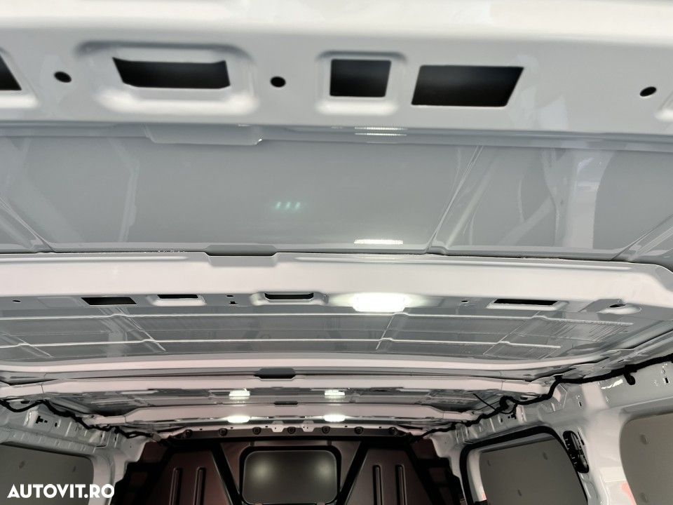 Ford Transit Custom Detarat MMA 2490kg - 12