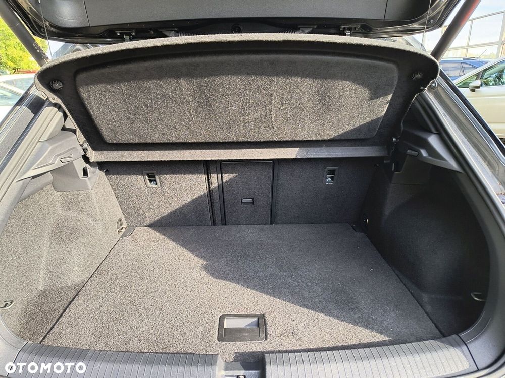 Volkswagen T-Roc 1.5 TSI Style DSG - 27