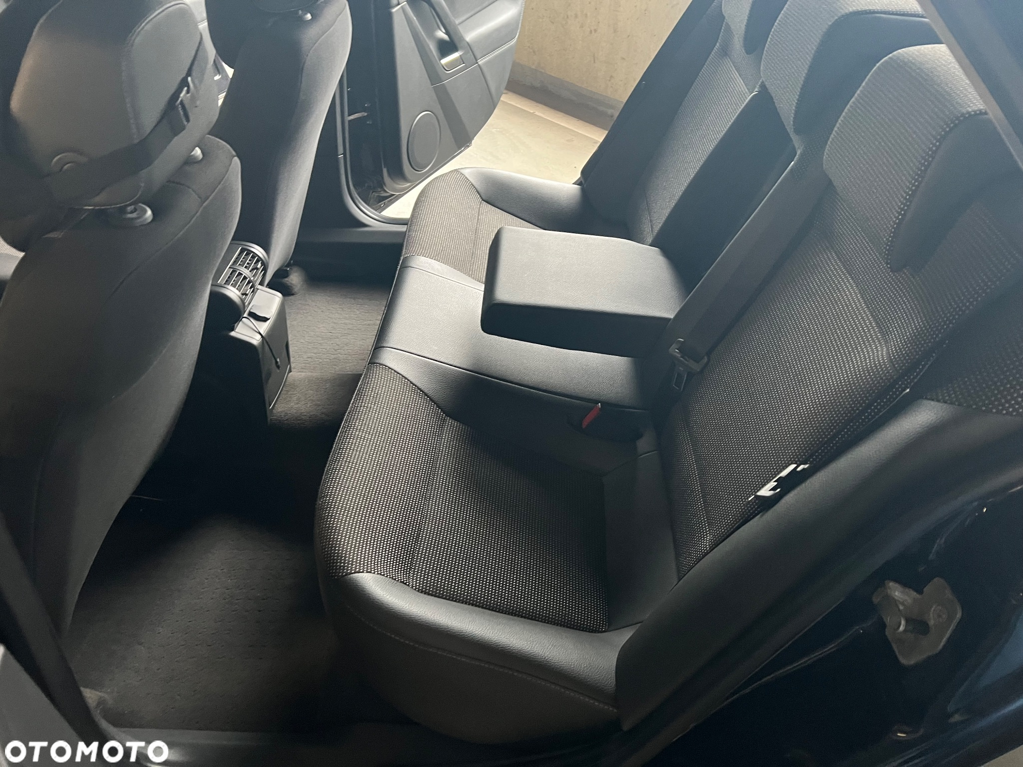 Opel Vectra 1.9 CDTI Cosmo - 12