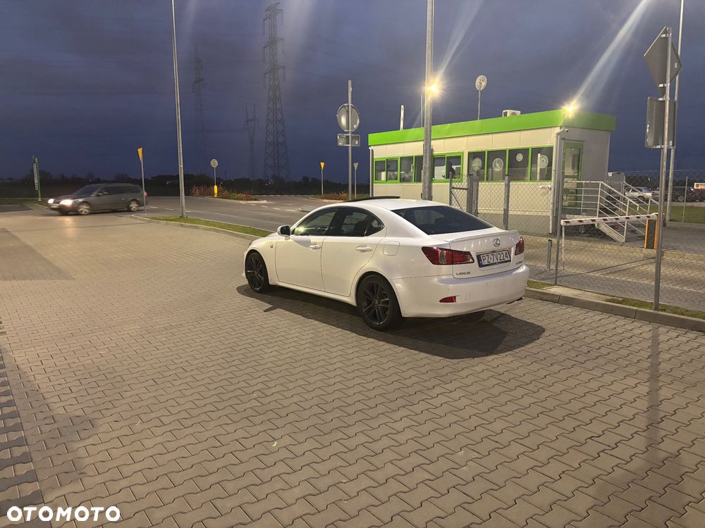 Lexus IS 220 D F Sport - 5