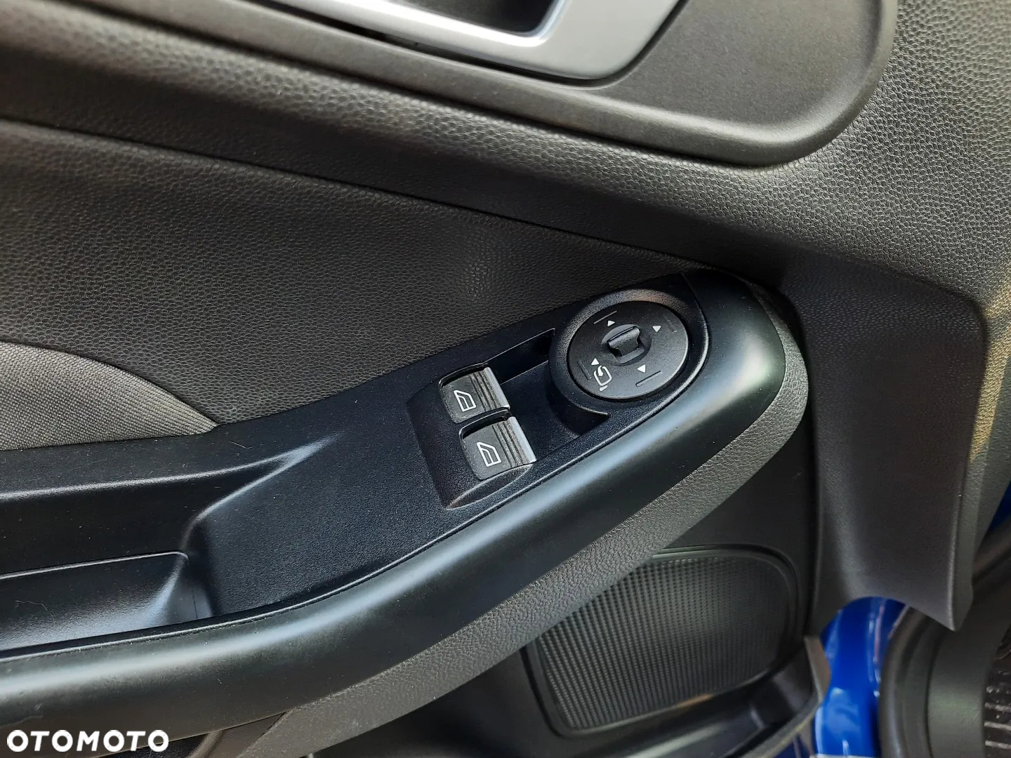 Ford Fiesta 1.0 EcoBoost Start-Stop ST-LINE - 14