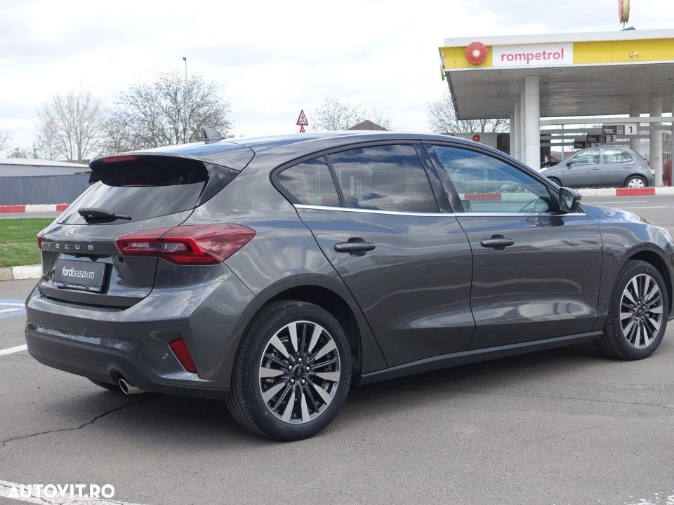 Ford Focus - 6