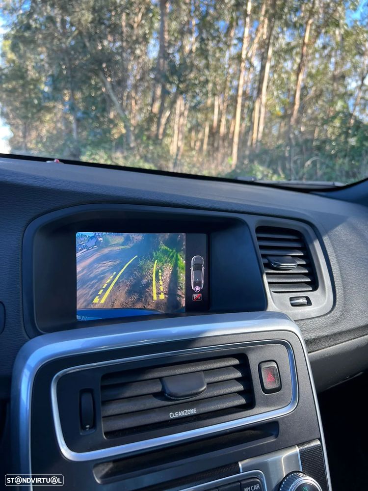 Volvo S60 2.0 D4 R-Design Geartronic - 8