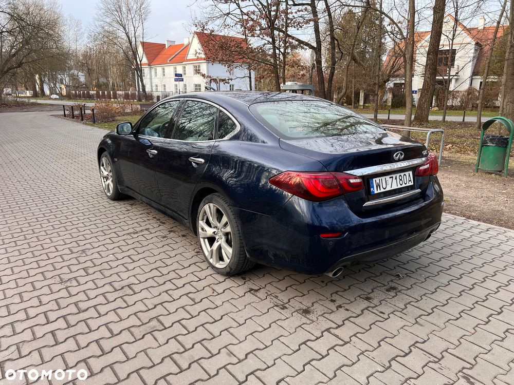 Infiniti Q70 2.2d Premium Executive - 4