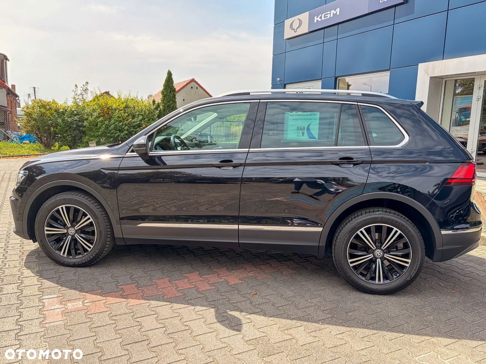 Volkswagen Tiguan - 2