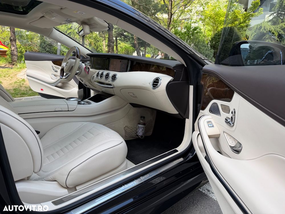 Mercedes-Benz S 500 4MATIC Aut - 11