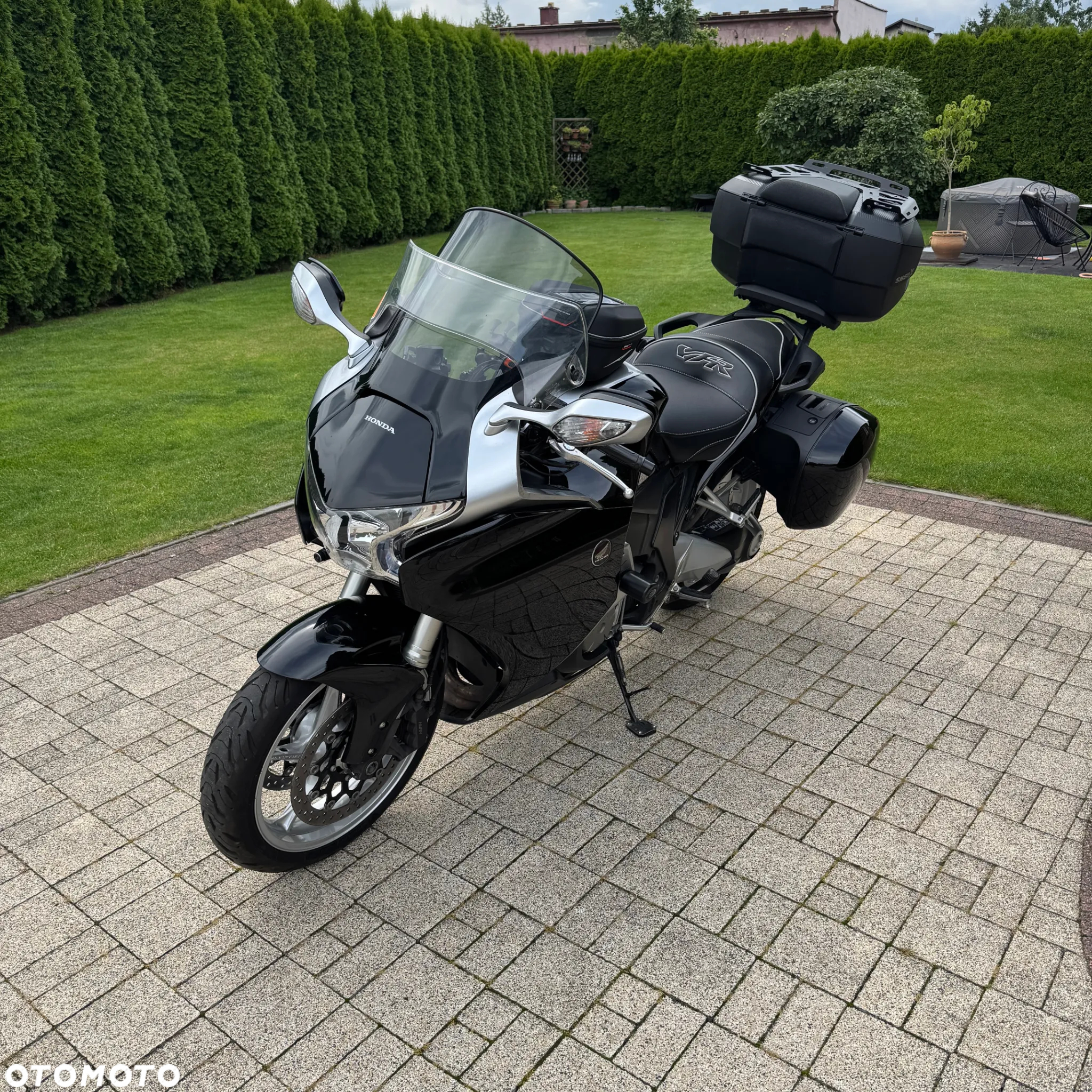 Honda VFR - 2