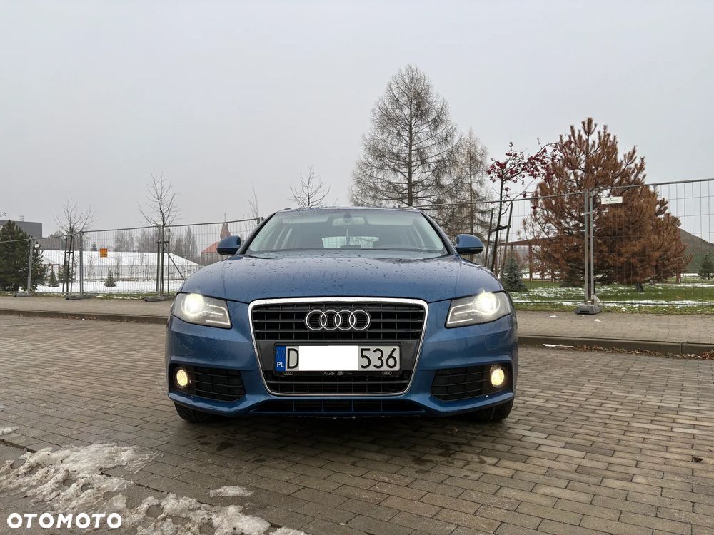 Audi A4 Avant 2.0 TDI DPF - 2